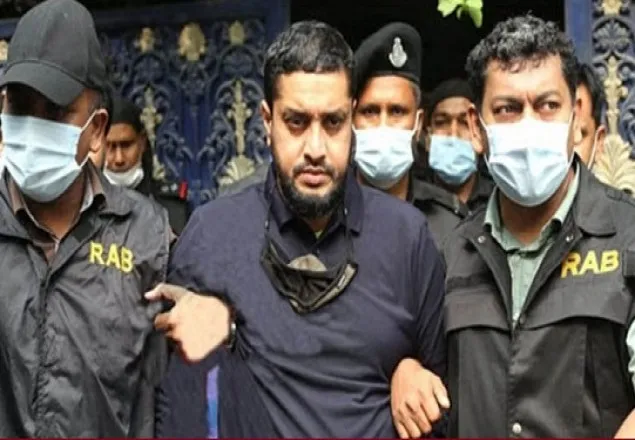 স্বর্ণ ব্যবসায়ী মনিরের বিরুদ্ধে র‌্যাবের ৩ মামলা
