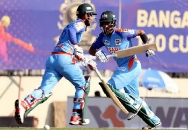 বরিশালকে হারিয়ে টানা তৃতীয় জয় চট্টগ্রামের