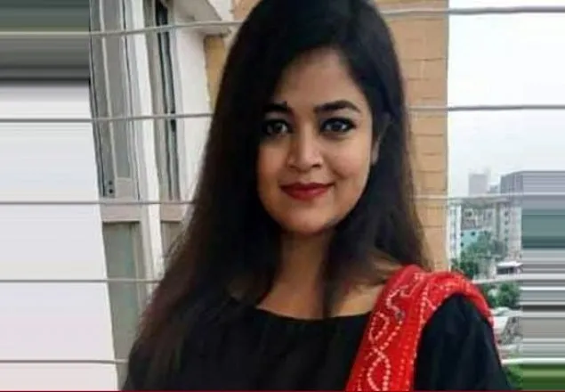 কুমিল্লায় ভবনের ছাদ থেকে লাফিয়ে বিশ্ববিদ্যালয় ছাত্রীর আত্মহত্যা