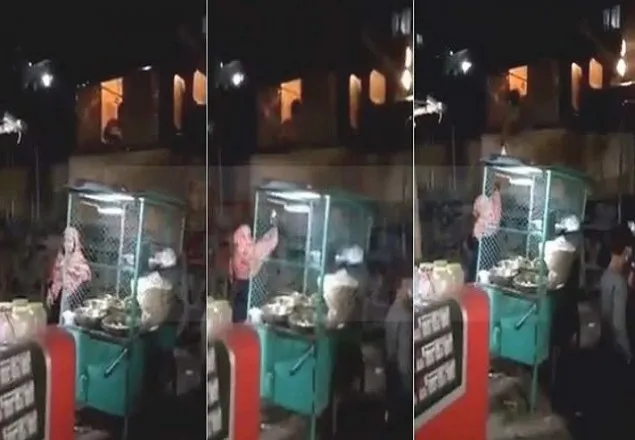 ট্রেন থামিয়ে ঝালমুড়ি কিনলেন চালক