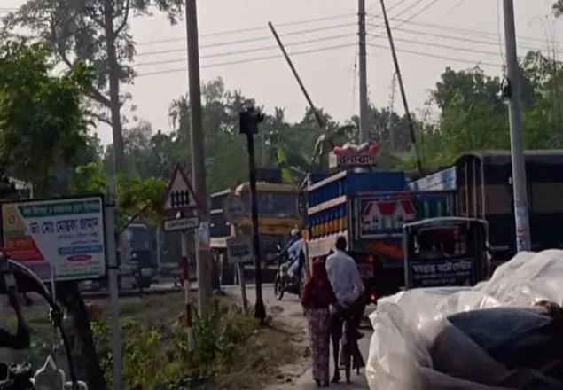লালমনিরহাটে ট্রেনে কাটা পড়ে দুইজন নিহত