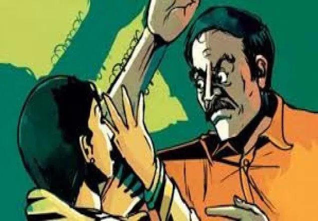 পরকীয়ায় বাঁধা দেয়ায় স্ত্রীকে নির্যাতন: কলেজ শিক্ষক গ্রেফতার 