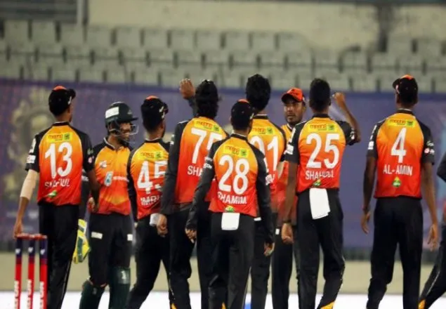 বরিশালের বিপক্ষে খুলনার দাপুটে জয়