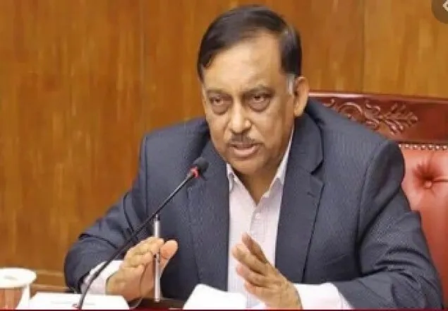 রাতে মাদ্রাসা থেকে দুই ছাত্র বেরিয়ে বঙ্গবন্ধুর ভাস্কর্য ভেঙেছে: স্বরাষ্ট্রমন্ত্রী