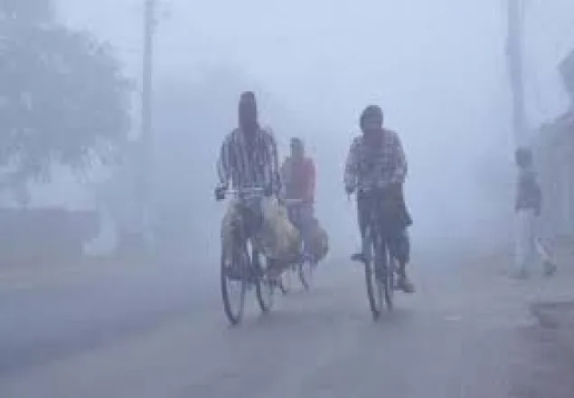 তীব্র শীতে কাঁপছে কুড়িগ্রাম