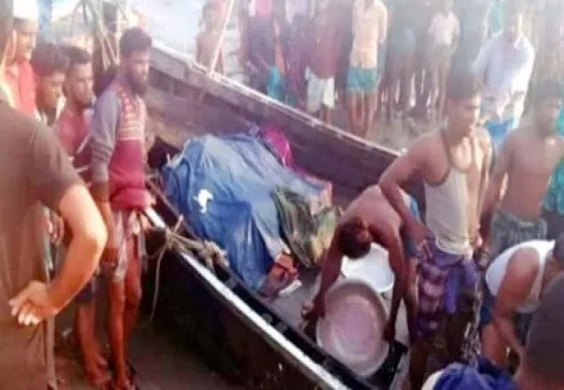 হাতিয়ায় বরযাত্রীবাহী ট্রলারডুবি : শিশুসহ এখনো নিখোঁজ ৮