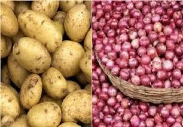 ফের বাড়ল আলু-পেঁয়াজের দাম