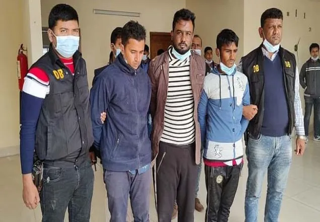 বাঘা যতীনের ভাস্কর্য ভাঙচুর : যুবলীগ নেতাসহ গ্রেফতার ৩