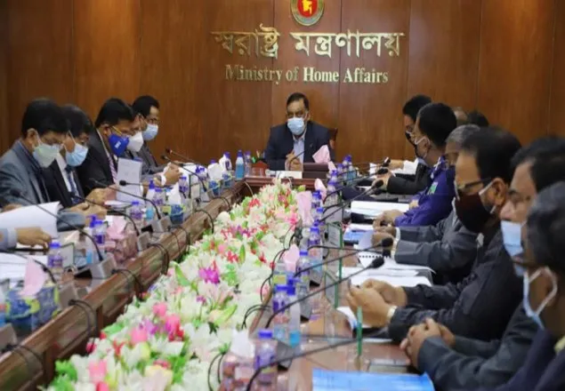 সড়কে শৃঙ্খলা ফেরাতে ১১১ সুপারিশ বাস্তবায়নে উপ-কমিটির প্রস্তাব