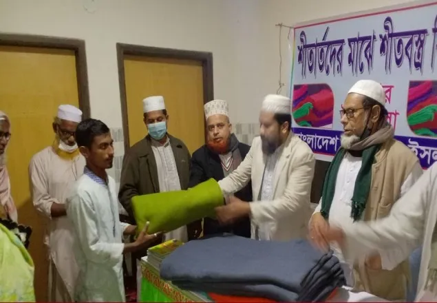 ‘প্রান্তিক জনগোষ্ঠী ও শ্রমজীবি মানুষ প্রচন্ড শীতে কষ্ট পাচ্ছেন’