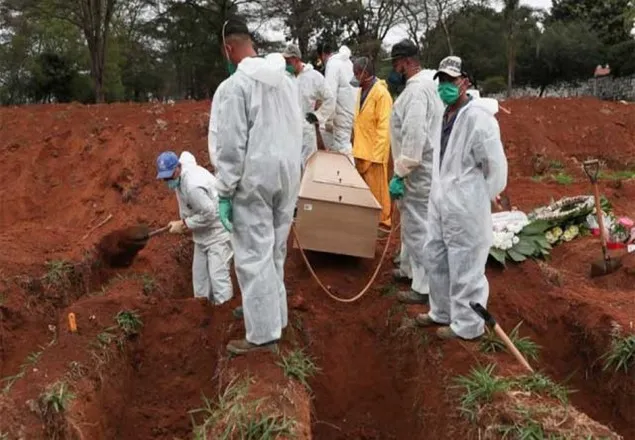 করোনা: মৃত্যুর মিছিলে আরও ১২শ’ ব্রাজিলিয়ান