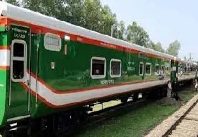 ট্রেনে নারীদের আলাদা কামরা চেয়ে হাইকোর্টে রিট