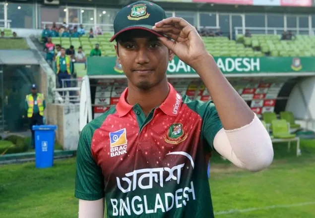 এবার ওয়ানডে দলে অভিষেক হলো হাসানের