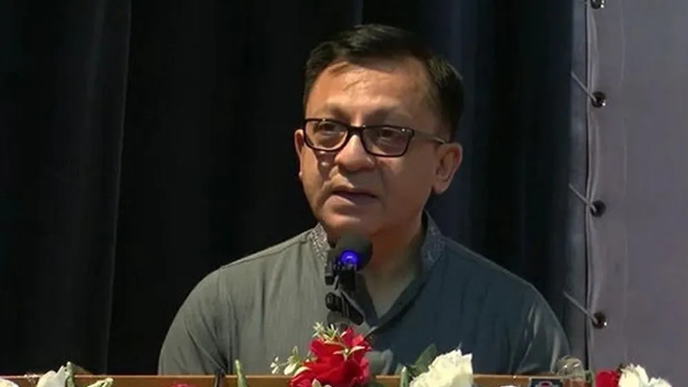 জ্বালানি সংকট কাটাতে আরও সময় লাগবে: বাণিজ্যমন্ত্রী