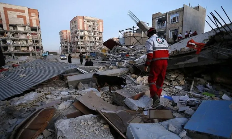 Iran quake injures 500 people
