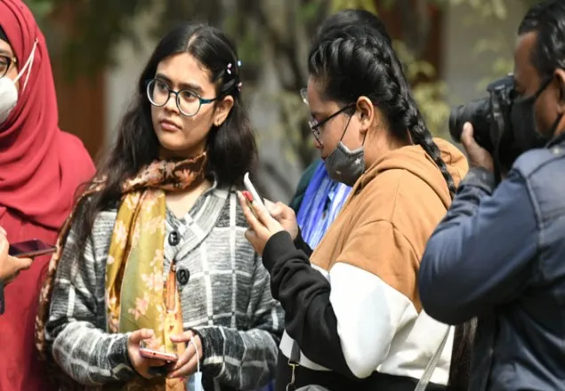 অটোপাসেও উচ্চশিক্ষা প্রতিষ্ঠানে আসন সংকট হবে না: ইউজিসি