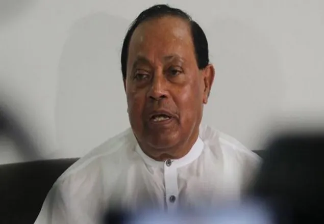 চিকিৎসার জন্য সিঙ্গাপুর গেছেন ব্যারিস্টার মওদুদ