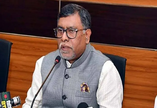 দেশের সব জেলায় করোনার টিকা পৌঁছে গেছে : স্বাস্থ্যমন্ত্রী