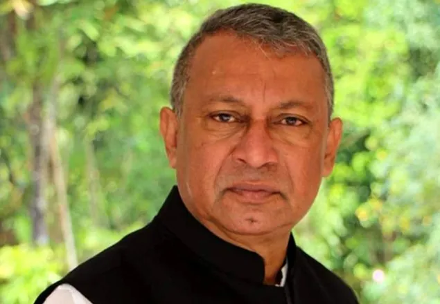নোয়াখালীতে প্রথম টিকা নেবেন একরামুল করিম চৌধুরী