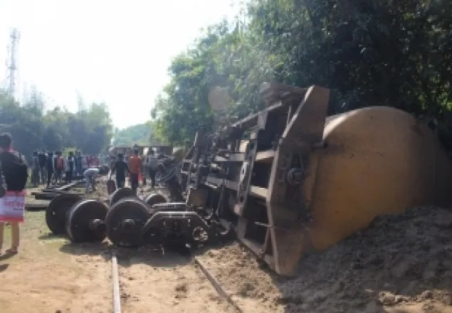 ৩০ ঘণ্টা পর সিলেটের রেলপথ স্বাভাবিক