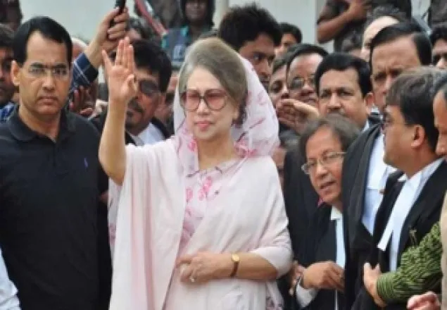 কারাবন্দীর ৩ বছর, জেলবন্দী থেকে ‘গৃহবন্দী’