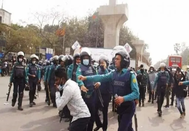 শাহবাগে আটক চার পলিটেকনিক শিক্ষার্থী কারাগারে