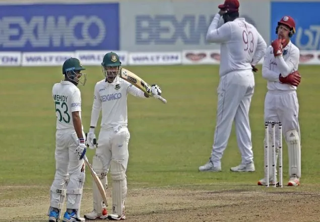 ২৯৬ রানে অলআউট বাংলাদেশ