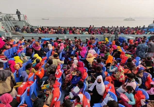 চতুর্থ দফায় ভাসানচরের পথে রোহিঙ্গারা