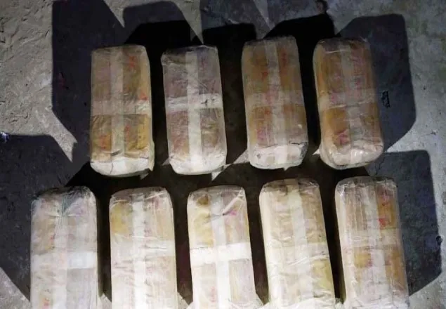 টেকনাফে ইয়াবাসহ নারী আটক