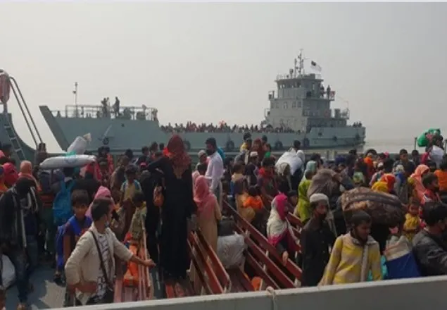 তিন জাহাজে সহস্রাধিক রোহিঙ্গার ভাসানচর যাত্রা