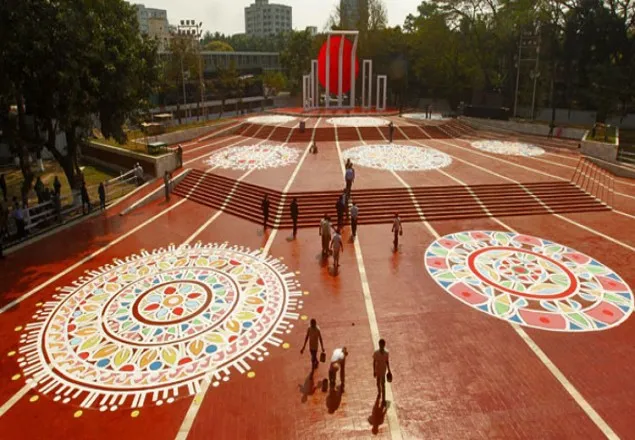 শহীদদের শ্রদ্ধা জানাতে প্রস্তুত ‘শহীদ মিনার’