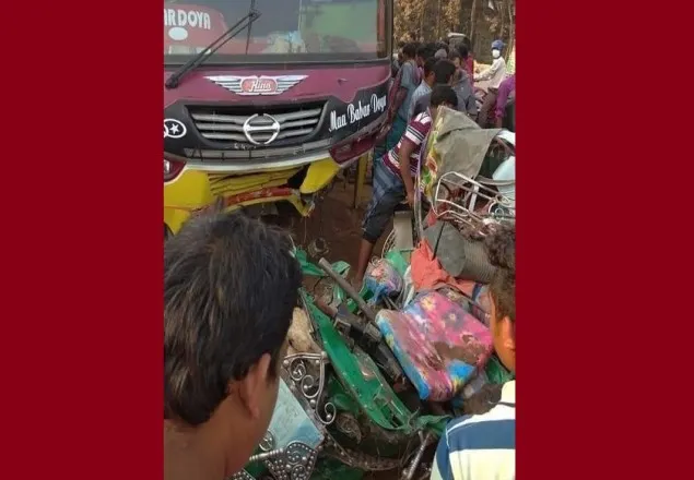 সেনবাগে বাসচাপায় সিএনজি চালক নিহত