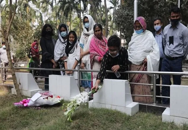 পিলখানা হত্যাকাণ্ড: শহীদ সেনা কর্মকর্তাদের শ্রদ্ধা-ভালোবাসায় স্মরণ