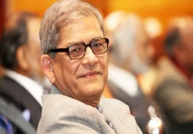 করোনার টিকা নিলেন মির্জা ফখরুল