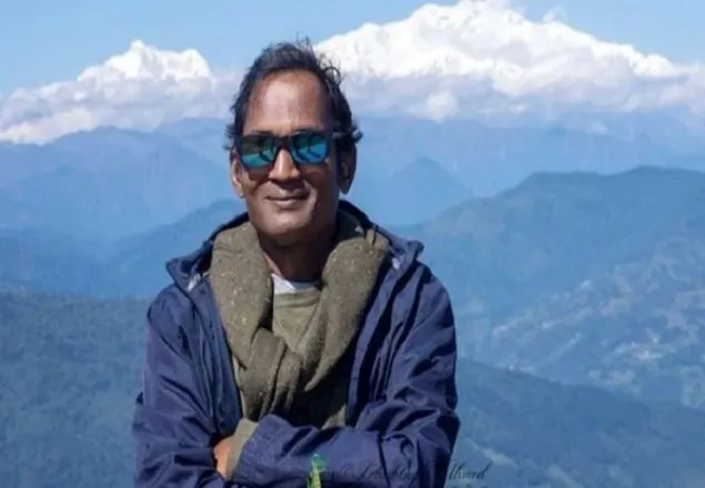 মুক্তি পেলেন কার্টুনিস্ট কিশোর