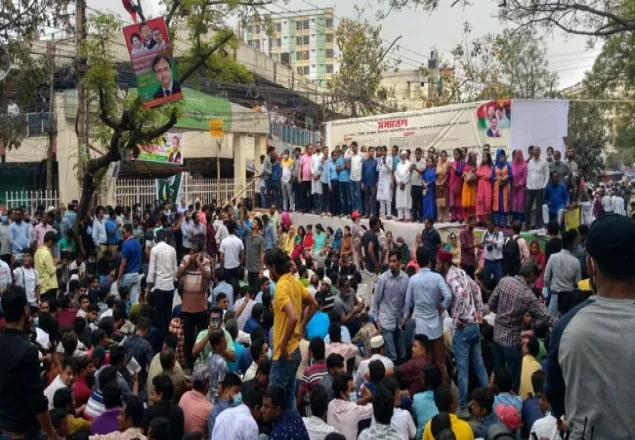 খিলগাঁওয়ে বিএনপির সমাবেশে নেতাকর্মীদের ঢল