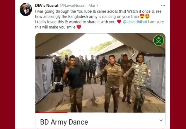 ভারতীয় গানে নাচলেন বাংলাদেশের ‘সেনাসদস্যরা’, কলকাতায় সরগরম(ভিডিও)