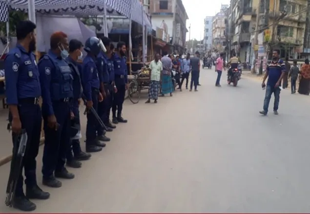 কোম্পানীগঞ্জে বিশৃঙ্খলা ঠেকাতে অতিরিক্ত পুলিশ মোতায়েন