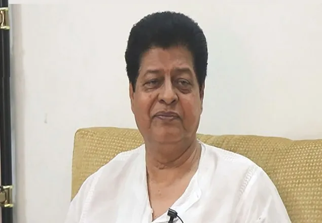 অভিনেতা ফারুক আইসিইউতে