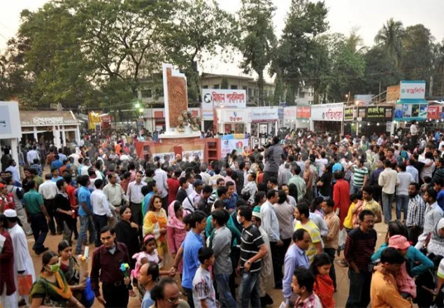করোনা সংক্রমণ বাড়লে স্থগিত হতে পারে বইমেলা