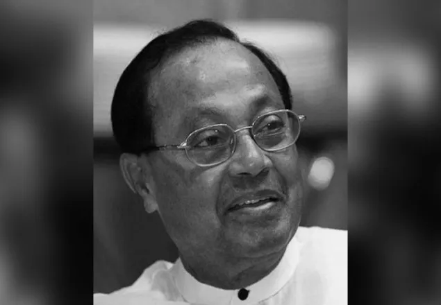শহিদ মিনারে ব্যারিস্টার মওদুদের লাশ, সর্বস্তরের জনতার শ্রদ্ধা