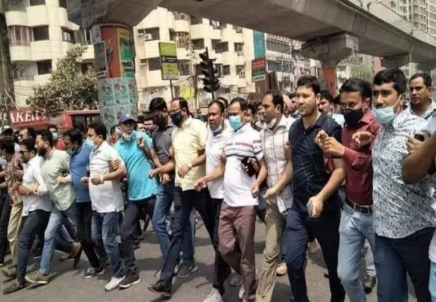 রাজধানীতে ছাত্রদল-যুবদল-স্বেচ্ছাসেবক দলের বিক্ষোভ