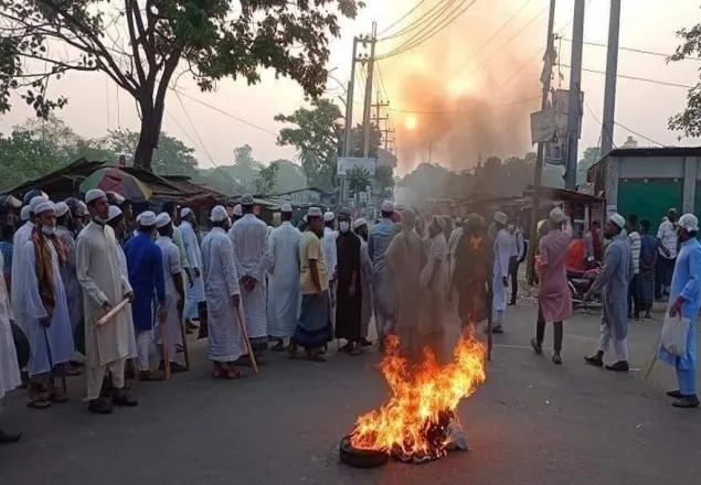 সকাল-সন্ধ্যা হেফাজতের হরতাল শুরু