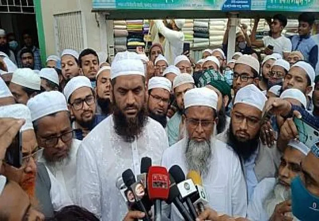 ‘হেফাজত নেতা আবদুল আউয়াল তার সিদ্ধান্ত থেকে সরে এসেছেন’