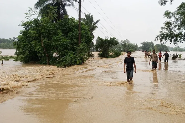 ভারী বর্ষণ ও পাহাড়ি ঢলে শেরপুর-ময়মনসিংহে তলিয়ে গেছে ১৬৩ গ্রাম