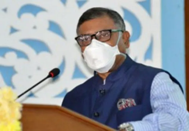 এভাবে চললে হাসপাতালে রোগী রাখার জায়গা থাকবে না: স্বাস্থ্যমন্ত্রী