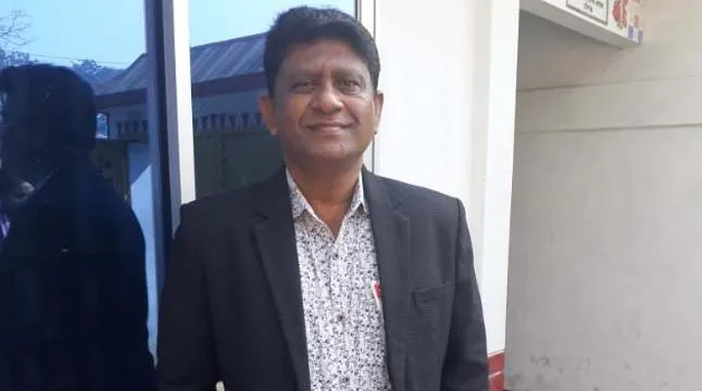 হিজাব পরায় স্কুলশিক্ষিকাকে হেনস্থা