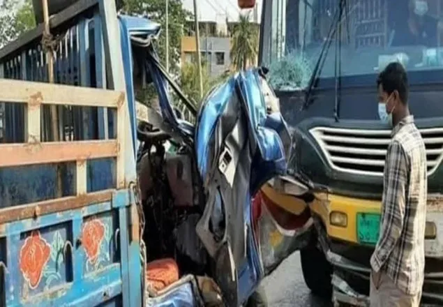 ব্রাহ্মণবাড়িয়ায় দুই পিকআপের সঙ্গে বাসের সংঘর্ষ, ২১ পুলিশ সদস্য আহত