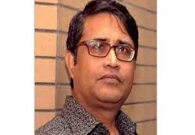 খালেদা জিয়ার প্রেস সচিব মারুফ কামাল খানকে অব্যাহতি