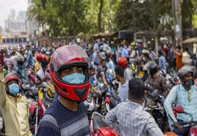 রাজধানীতে মোটরসাইকেল চালকদের বিক্ষোভ
